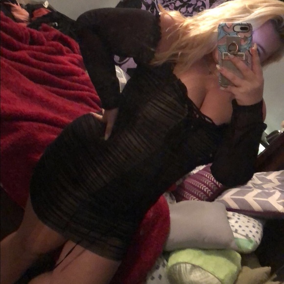 Maura mesh fashion nova dress - Picture 5 of 5